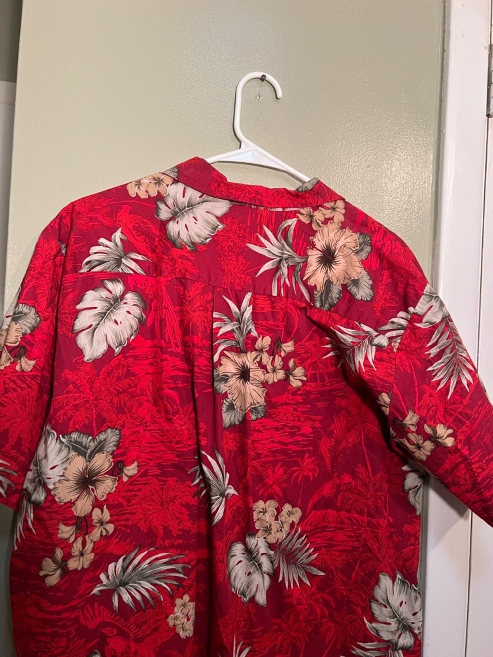 Hard Rock Cafe Destin Mens XL Red Tropical Hibiscus Hawaiian Button Up Shirt - Picture 6 of 9